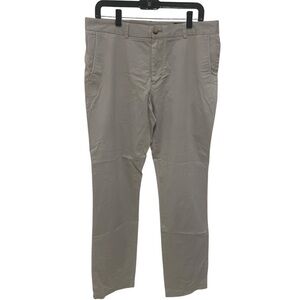 Vineyard Vines Tan Chinos Classic Style